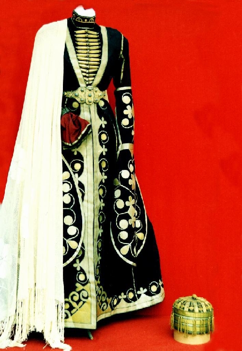 NatPress Circassian Costumes and Accoutrements, By Amjad Jaimoukha « JFNC Message Boards